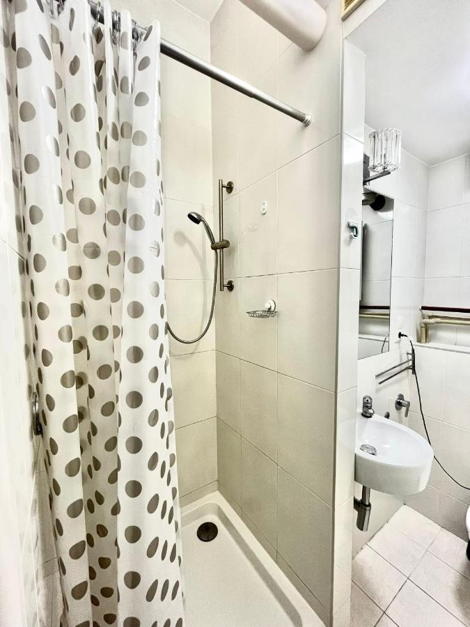 Bezagenta Rooms Centrum Varsovia Exterior foto